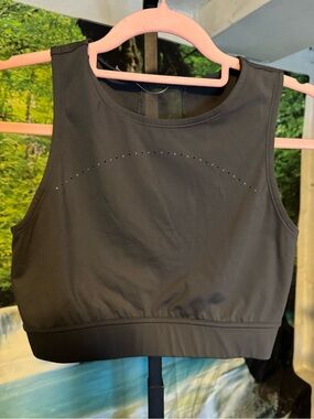 Lululemon Women’s Black Crop Sports Bra - Breathable Activewear